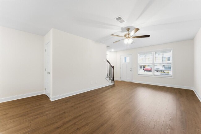 Foto del edificio - Beautiful New Construction Town Home