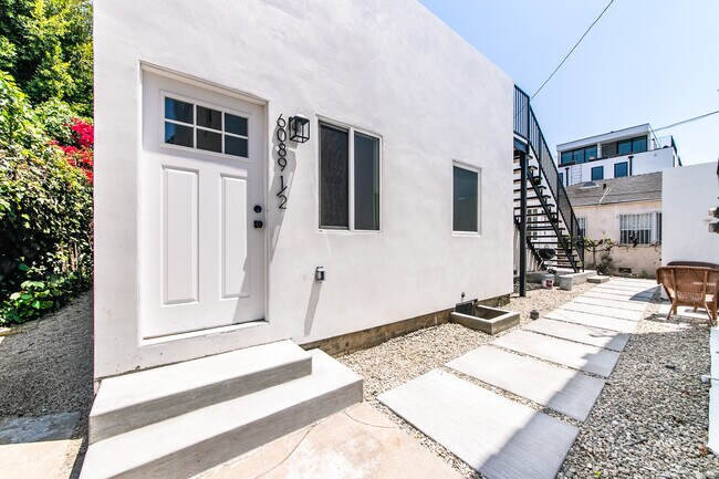 Foto del edificio - 6089 Horner St