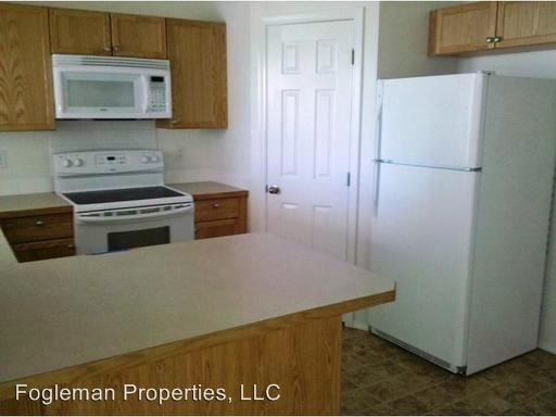 Building Photo - 1227 NW Nina Ct