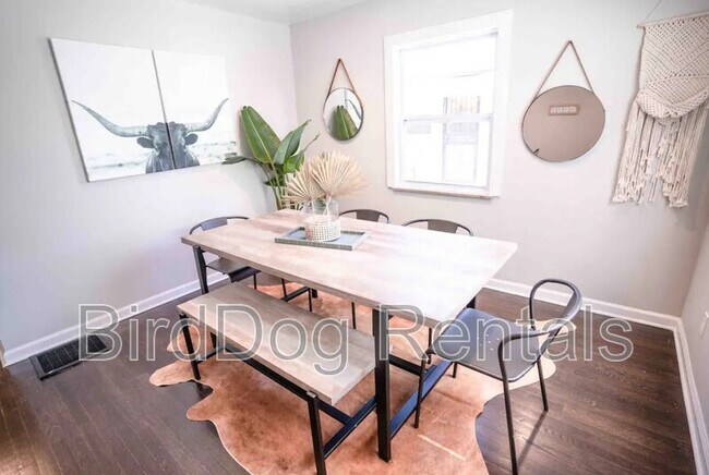 Foto del edificio - 2220 Dartmouth Ave