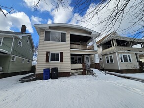 Building Photo - 3270 W 116th St