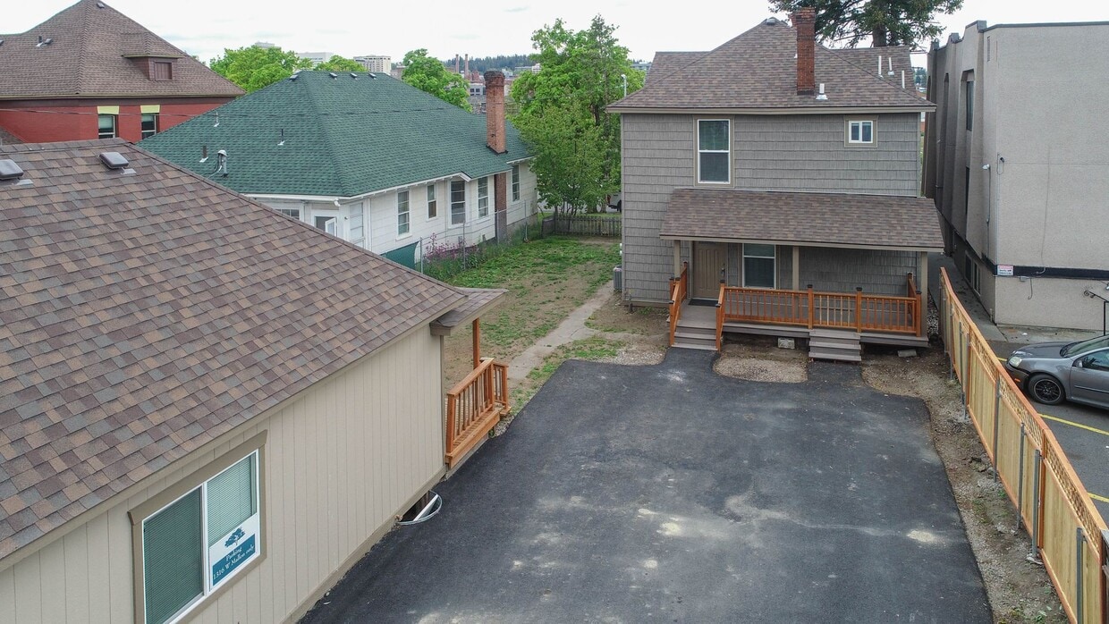 Primary Photo - 1314 W Mallon Ave