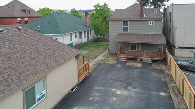 Building Photo - 1314 W Mallon Ave