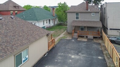 Building Photo - 1314 W Mallon Ave