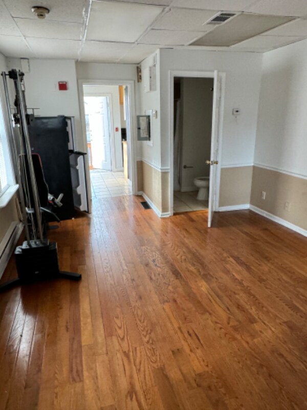 Primary Photo - 1114 Old York Rd