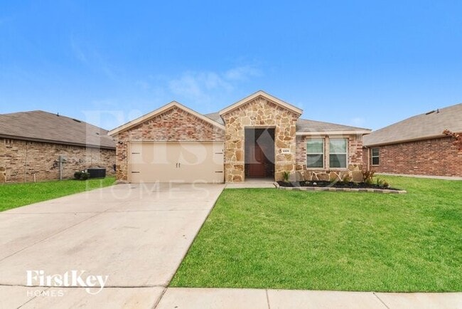 Building Photo - 3370 Everly Dr