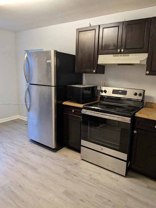 Foto del edificio - 2132 McKinley St