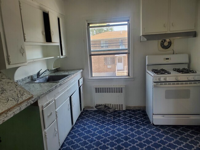 Foto del edificio - Bright & Spacious 2 bedroom and 1 bath