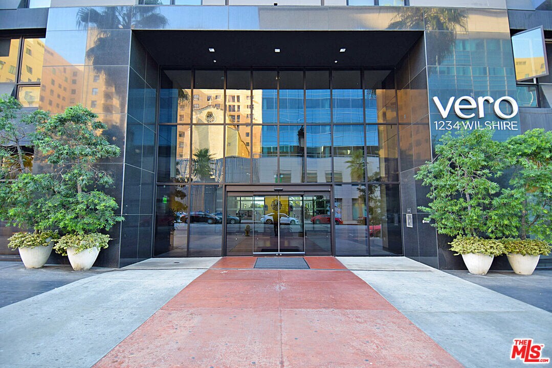 Foto principal - 1234 Wilshire Blvd