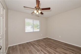 Building Photo - 6947 Roslyn Ct