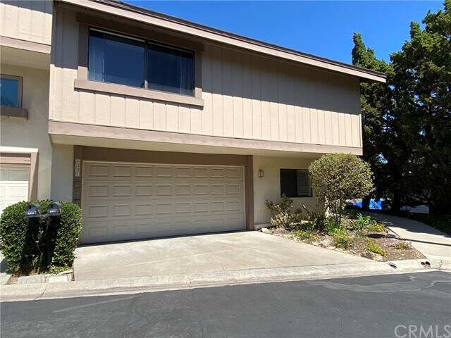 Primary Photo - 6301 Ridgepath Ct