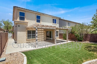 Building Photo - 10467 Lilac Tree Ave