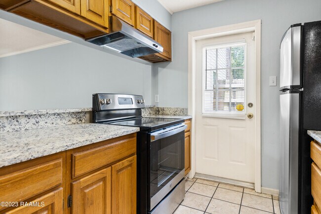 Foto del edificio - 522 Harding St