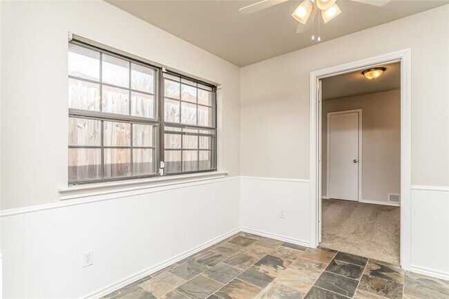 Building Photo - 7314 Harvest Hill Dr