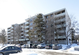 Building Photo - The Sprucedales
