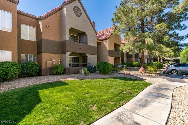 Building Photo - 2200 S Fort Apache Rd