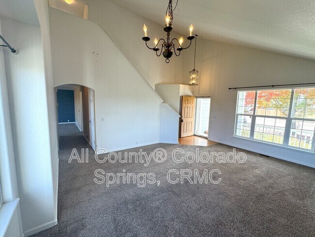Building Photo - 6835 Akerman Dr