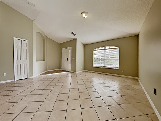 Foto del edificio - 8028 Birman St