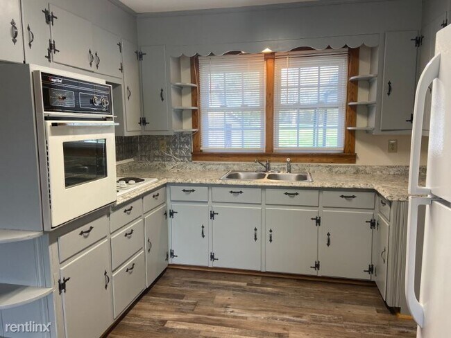 Building Photo - 3 br, 1 bath House - 1605 McArthur Street