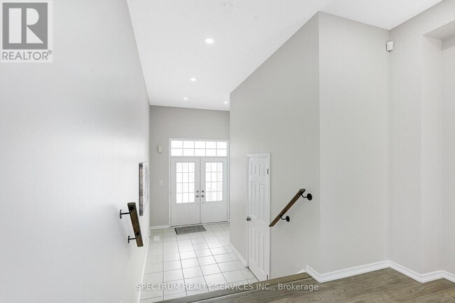 Building Photo - 42 Pollard St