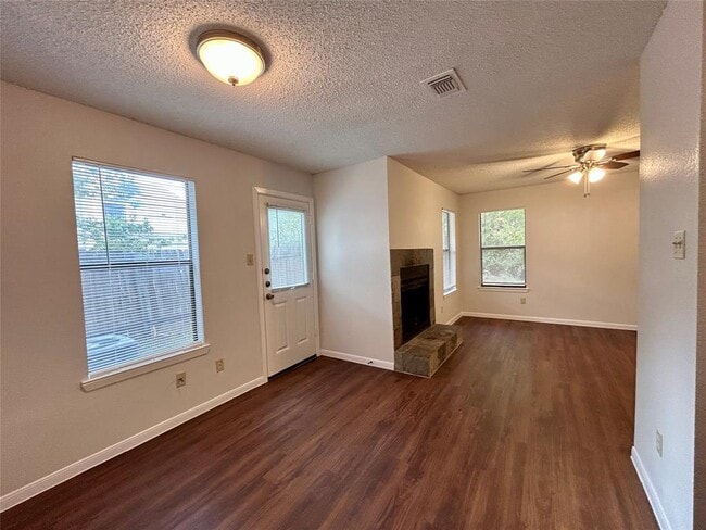 Building Photo - 8910 Schick Rd