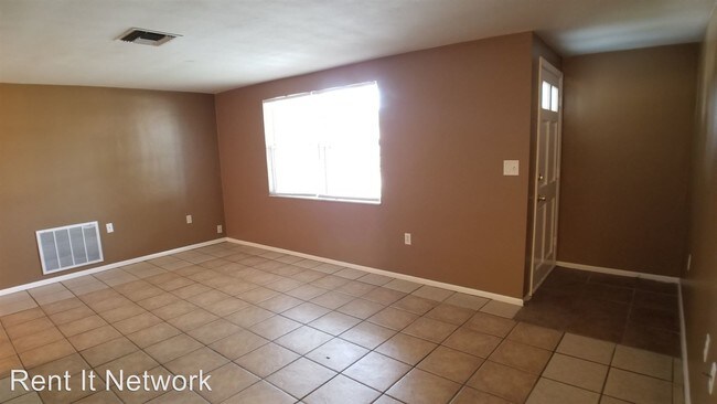 Building Photo - 13705 Rosette Rd