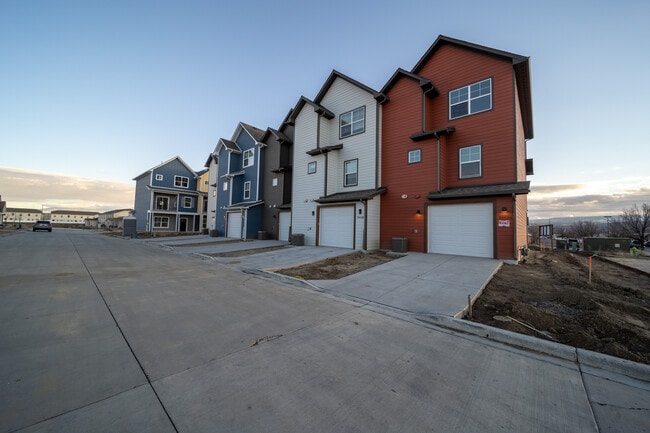 Building Photo - 2463 Klondike Ln