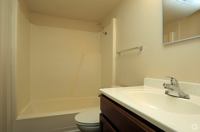 Foto del edificio - Woodlawn Park Apartments
