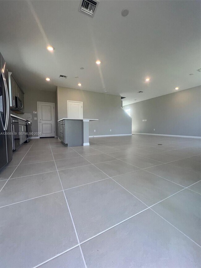 Foto del edificio - 12222 SW Myrtle Oak Dr