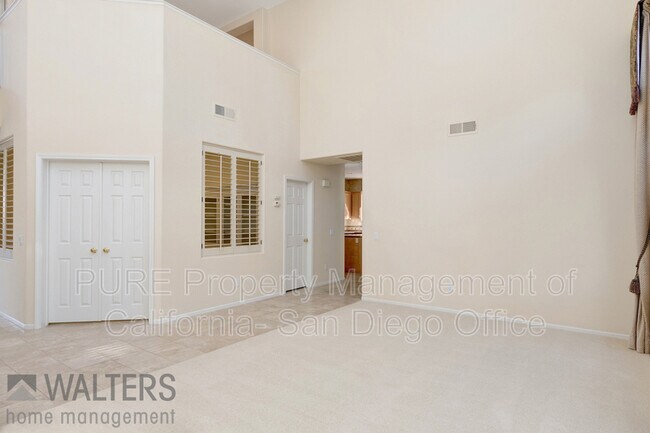 Building Photo - 272 Manzanilla Way