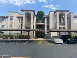 Building Photo - 7609 E Indian Bend Rd
