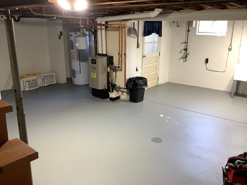 Building Photo - 420 Lagonda Rd