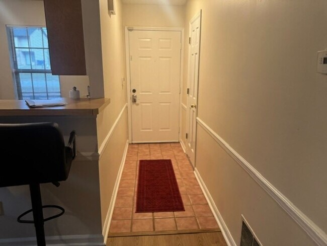 Foto del edificio - 8263 Canyon Forge Dr