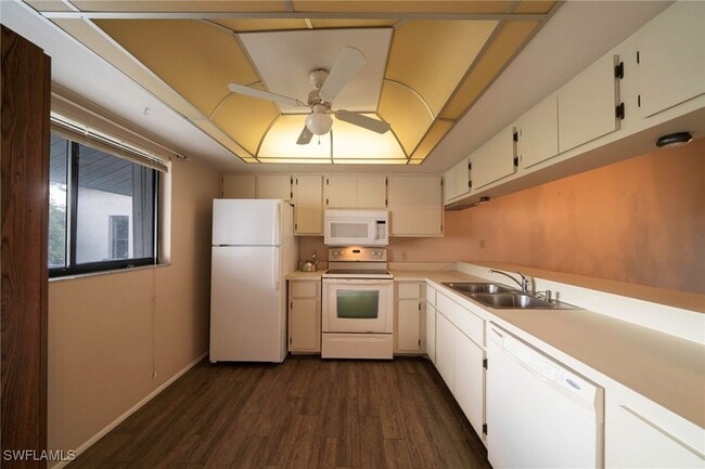 Building Photo - 6300 Sugar Bush Ln