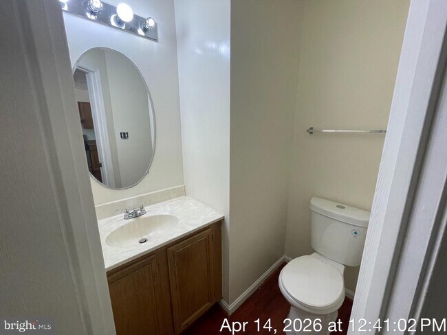 Foto del edificio - 7220 Mahogany Dr