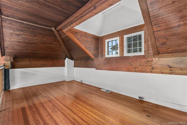 Foto del edificio - 61 Seaview Ave