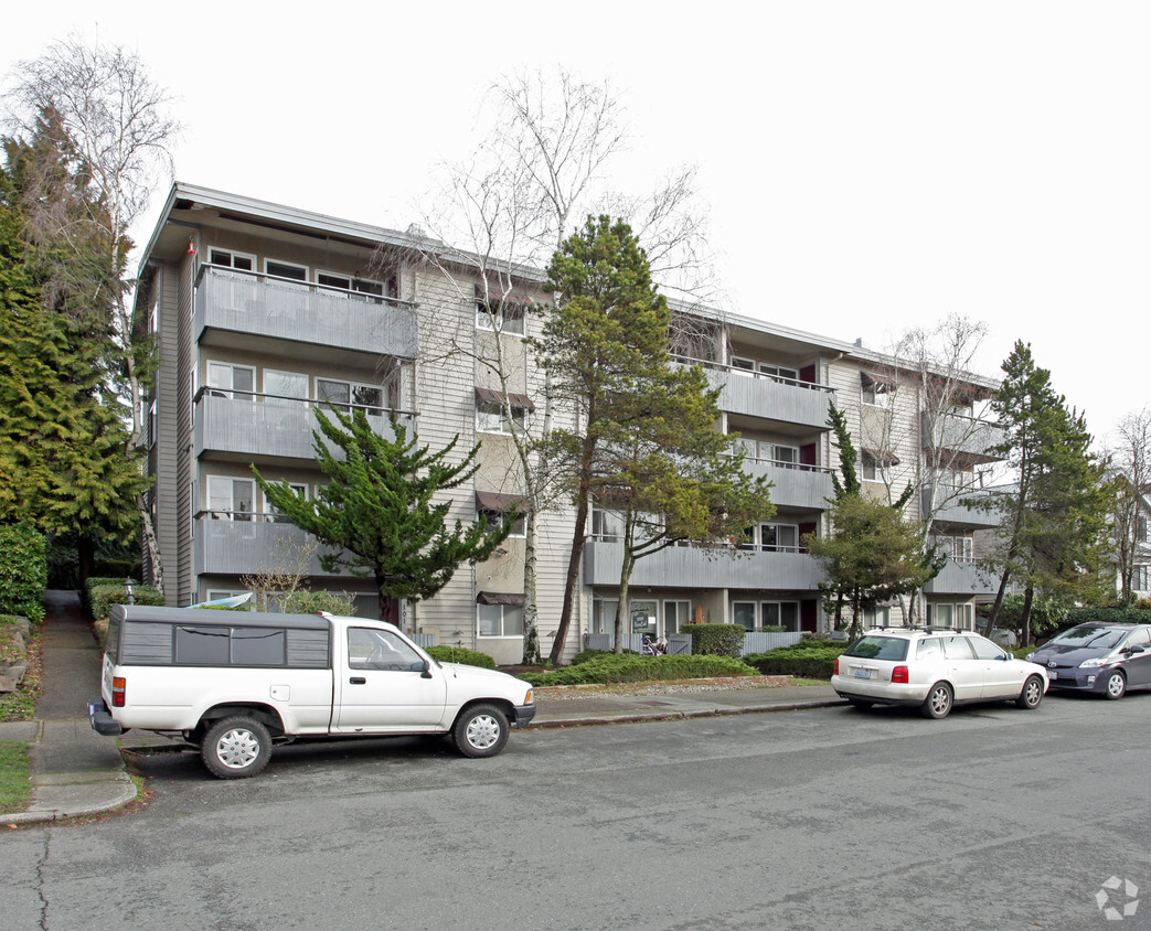 Primary Photo - Elizabeth Apartments