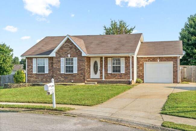 Foto del edificio - Updated Three Bedroom Ranch!