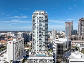 Building Photo - 301 1st St S