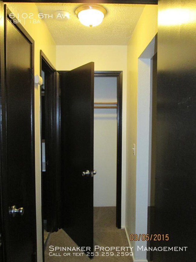 Building Photo - 1 bedroom in Tacoma WA 98406