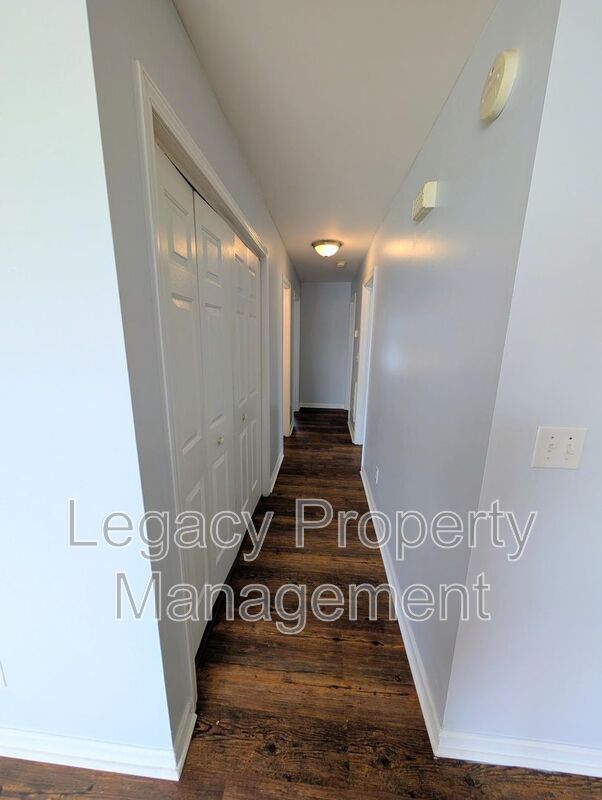 Foto del edificio - 527 S Anthony St