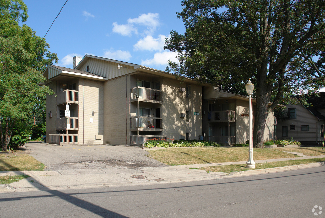 Foto del edificio - Beal Street Apartments