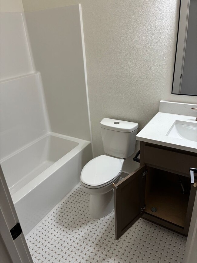 Foto del edificio - Brand New 2 Bed Home - Springfield MO