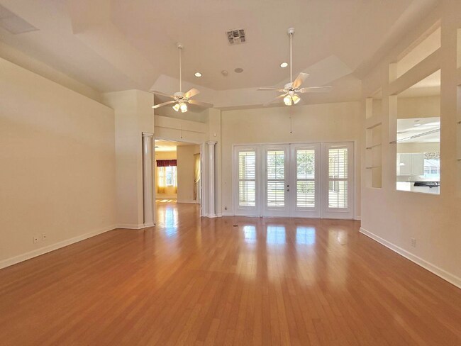 Building Photo - 6018 NW Winfield Dr