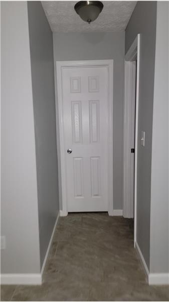 Building Photo - 5484 Glen Haven Dr
