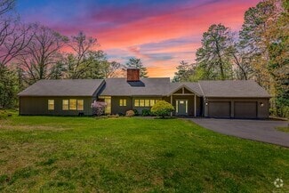 Building Photo - 23 Vine Hill Rd