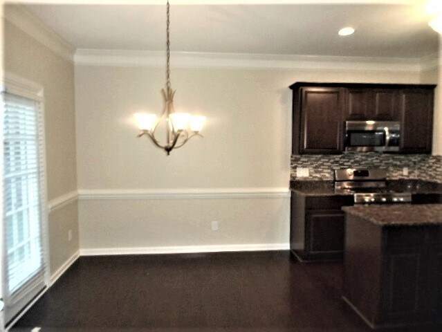 Building Photo - 1414 Paulonia Way