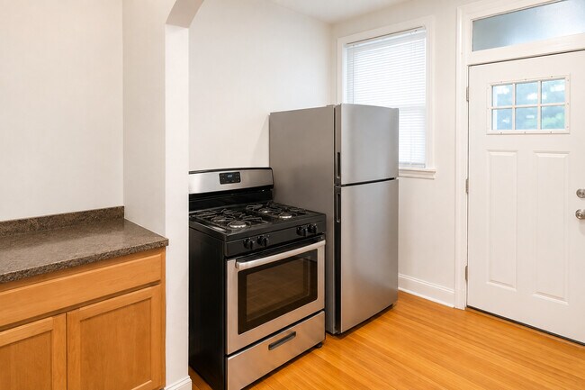 Foto del edificio - 2332 W Addison St
