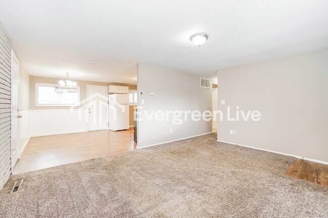 Foto del edificio - 6908 Retton Rd