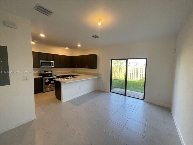 Foto del edificio - 11845 SW 245 Ter